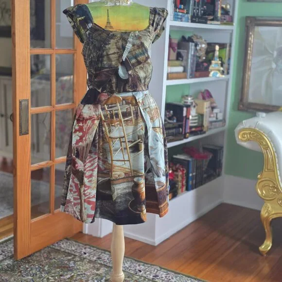 NWT Vivienne Westwood Anglomania Women’s Liberty Dress, Salon Print -- 38, US 2 - Picture 2 of 15